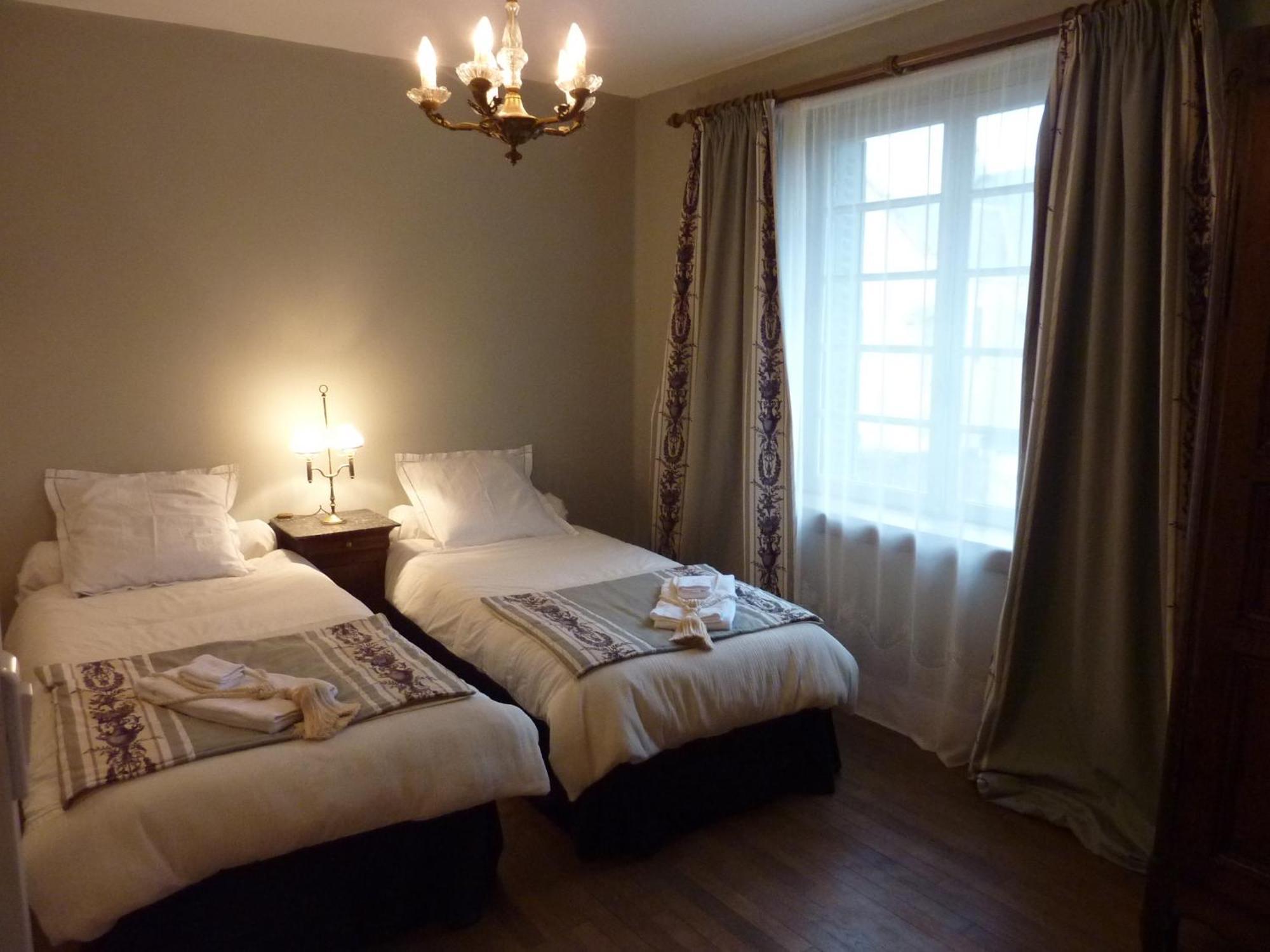 Le Logis Alexandra Bnb La Trimouille Eksteriør bilde