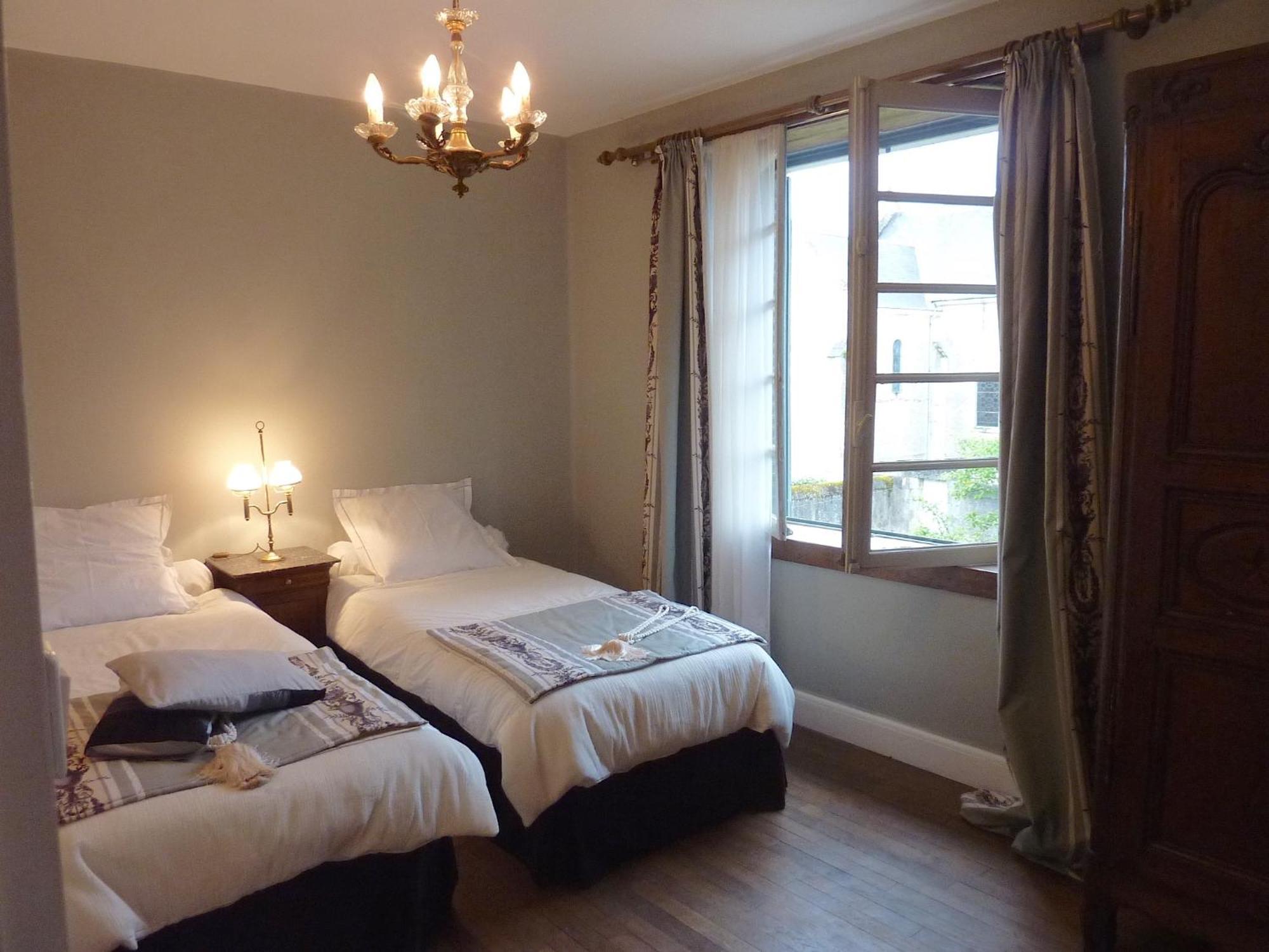 Le Logis Alexandra Bnb La Trimouille Eksteriør bilde