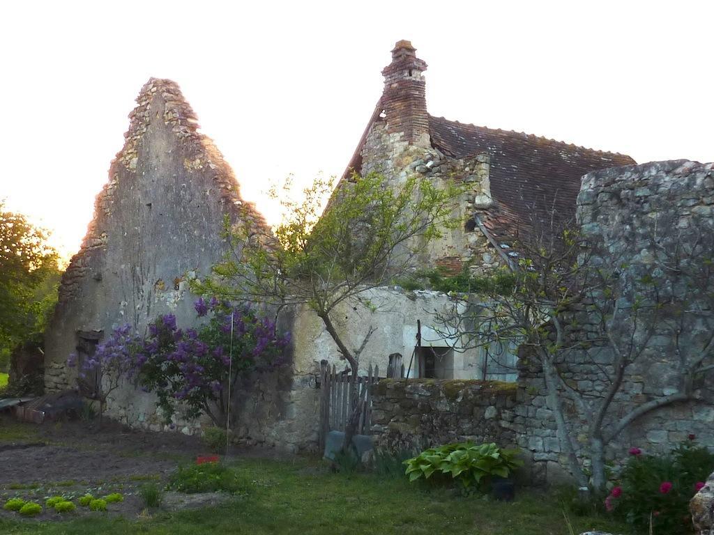 Le Logis Alexandra Bnb La Trimouille Eksteriør bilde